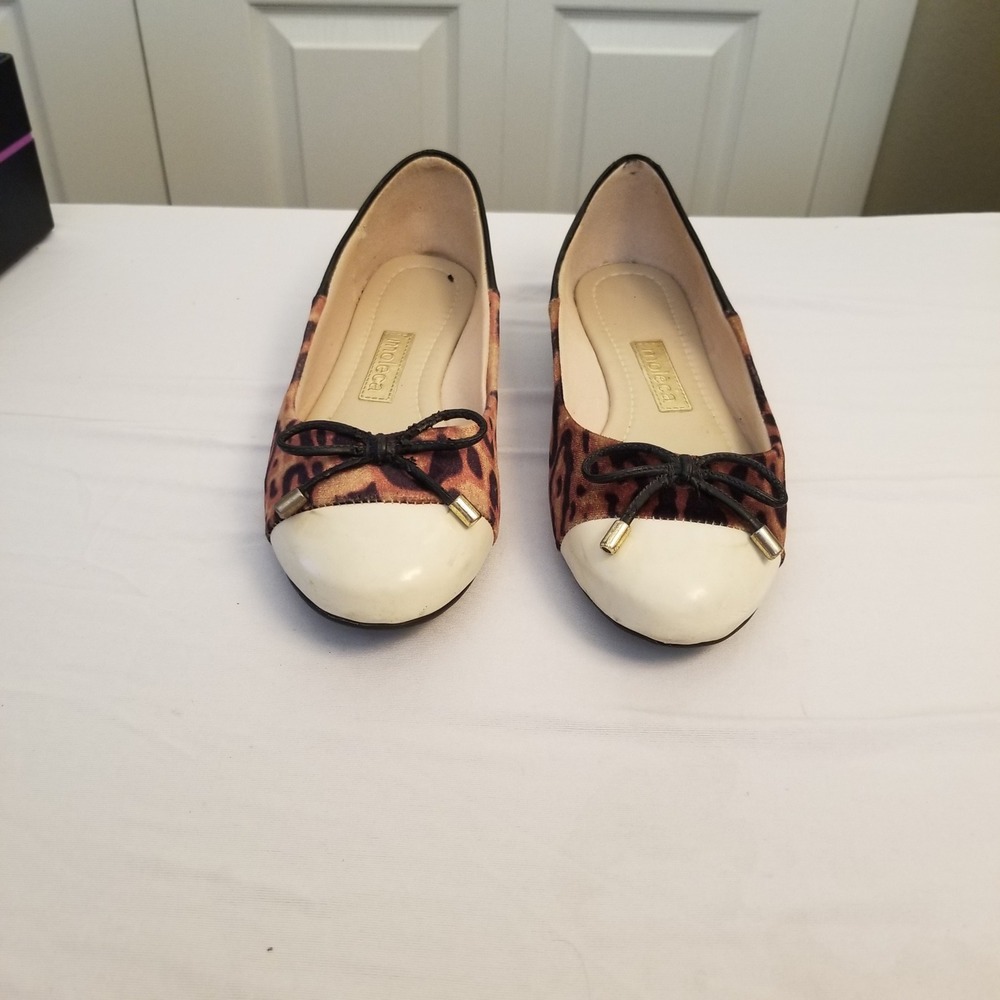 Moleca Women Leopard Print Cap Toe Ballet Flats Black Bow Gold Hardware Shoes 6